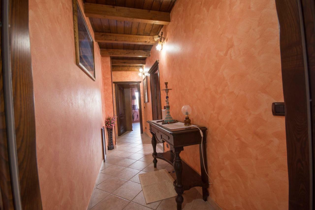 Casa Vacanza Il Mandorlo Domusnovas Eksteriør bilde