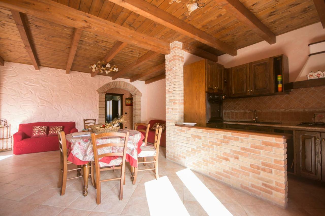 Casa Vacanza Il Mandorlo Domusnovas Eksteriør bilde