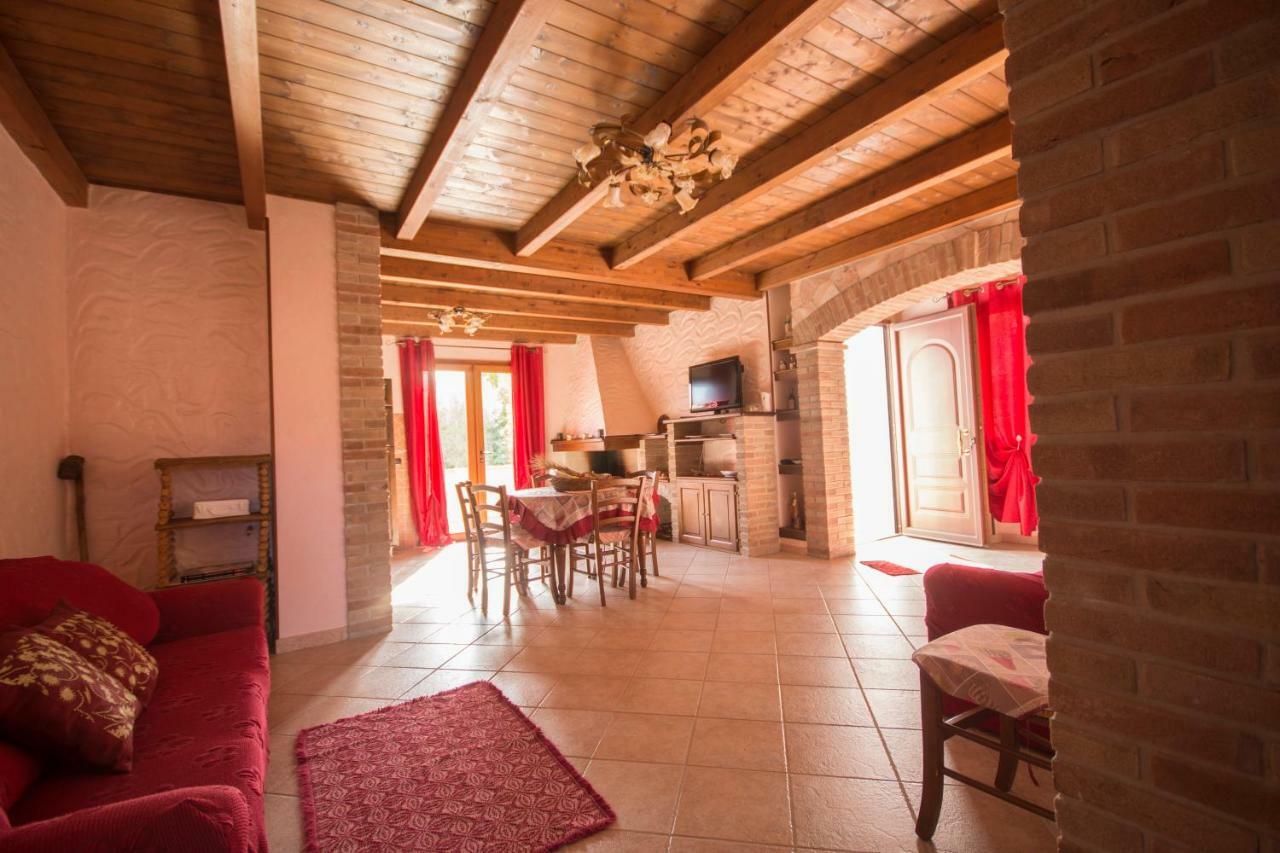 Casa Vacanza Il Mandorlo Domusnovas Eksteriør bilde